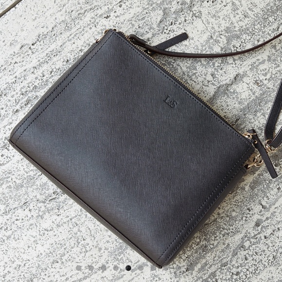 Lo & Sons Pearl Crossbody in Black - Picture 13 of 16